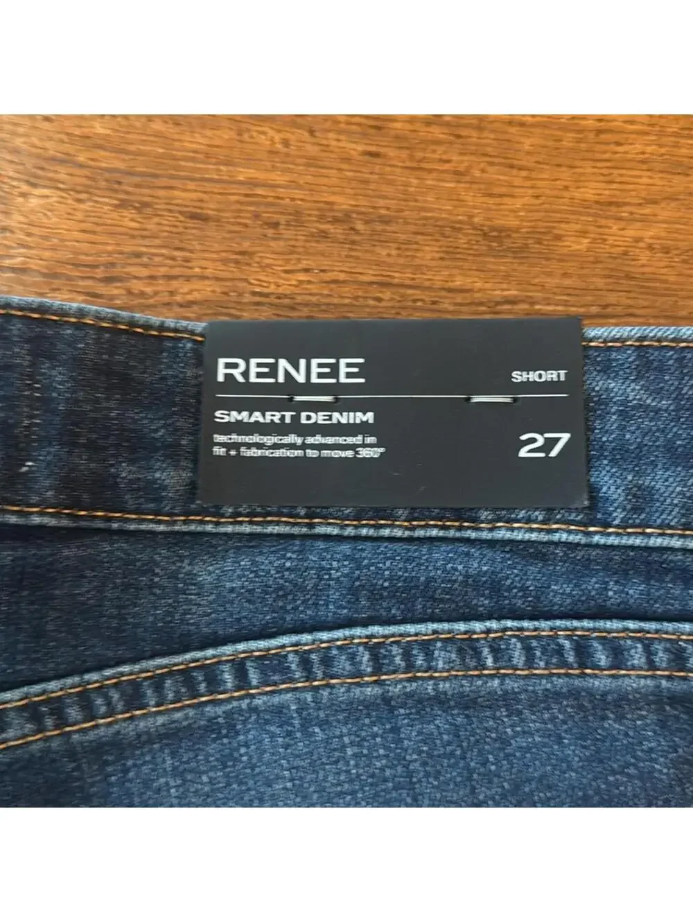DL 1961 RENEE SHORTS $128 RETAIL